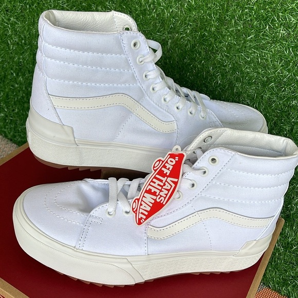 Vans WMNS Sk8-Hi Stacked (Canvas) True White
VN0A4BTWL5R Platforms Sneakers NIB - Picture 12 of 16